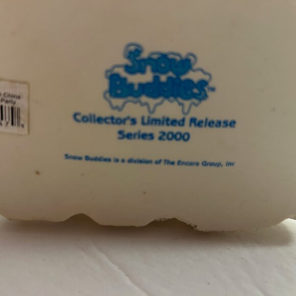 The Encore Group: Snow Buddies Tea Party Statue and Five Ornaments from 2000 - Picture 3 of 9